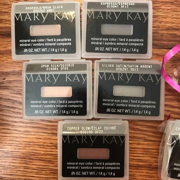 Eye shadows - Picture 2 of 7